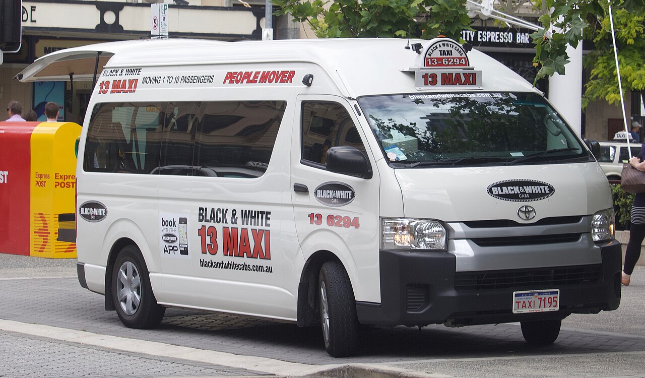 Chauffeur Van — image 3
